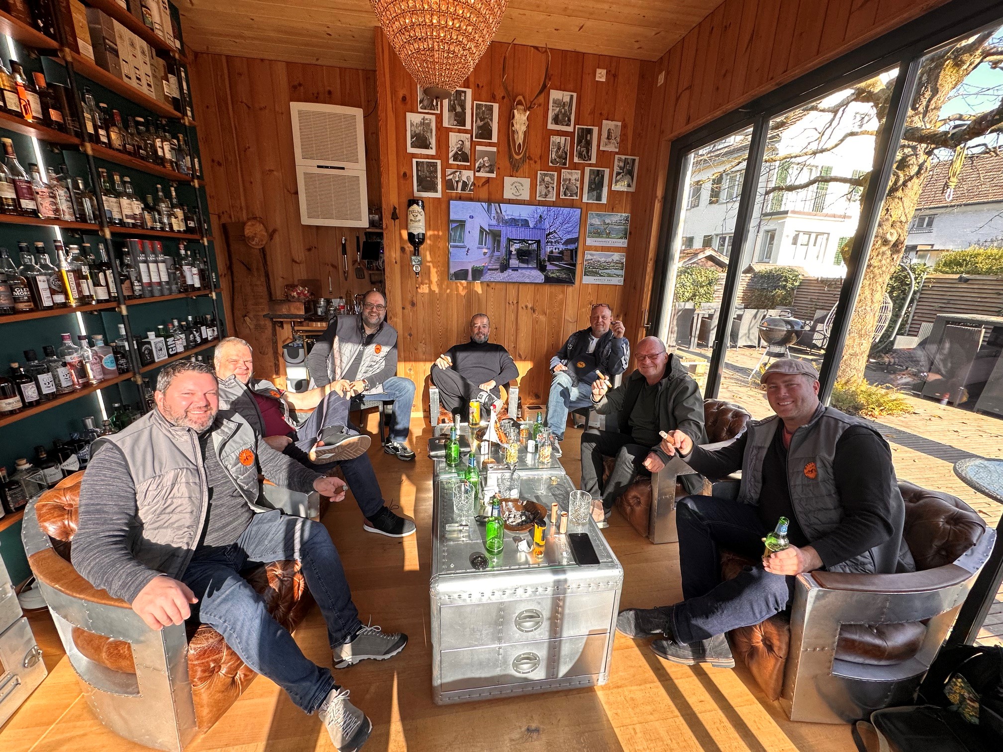 Mountain Smoke Gallery – Treffen in Camis Super Whisky und Smoker Lounge (Member)