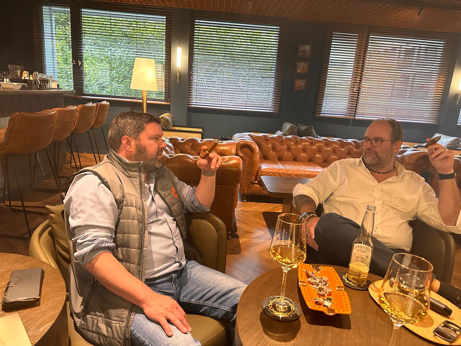 Mountain Smoke Gallery – Clubausflug Time Out